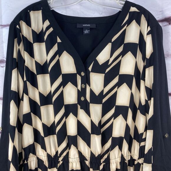 Alfani Shift Dress Womens SZ 14 Autumn Blush Geo Stripe Gold V Neck Long Sleeves - Picture 3 of 12